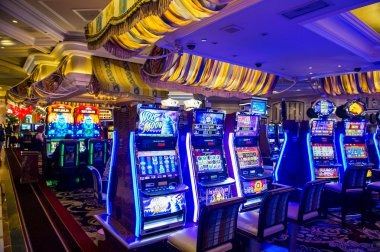 Baccarat: banker, player, and tie outcomes Baccarat table layout with banker and player positions